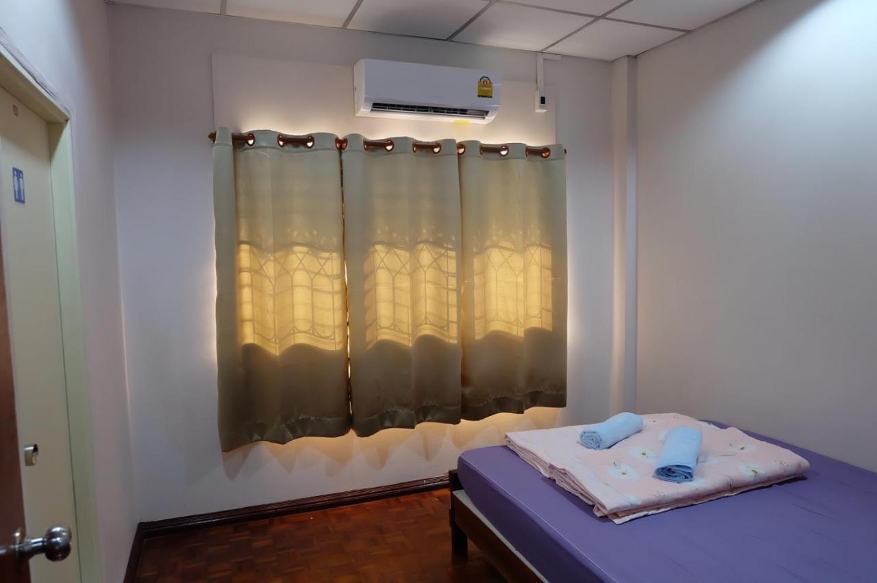 Jd Hostel プラナコーン・シー・アユタヤ エクステリア 写真